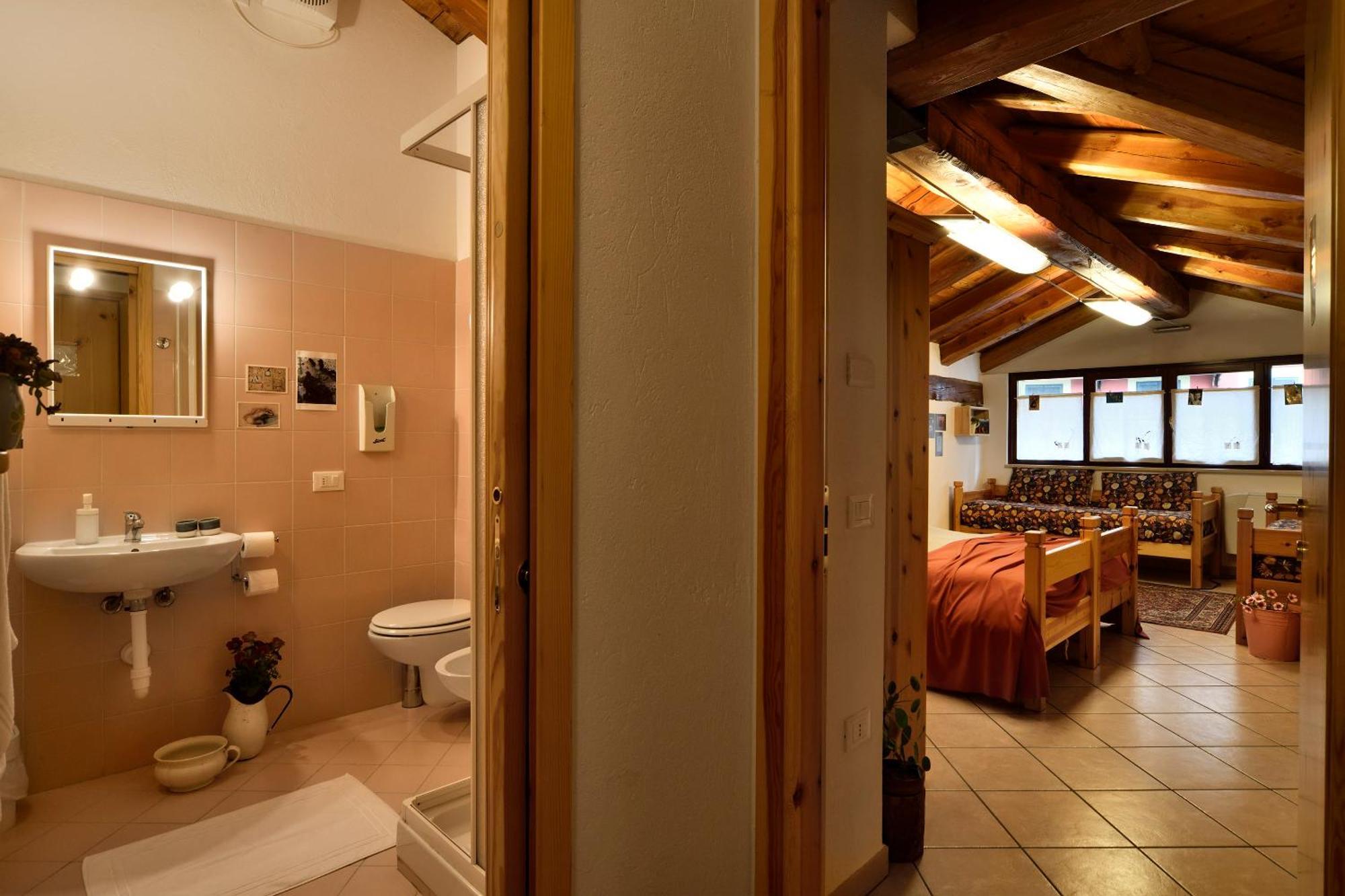Rifugio Lou Lindal Hotell Canosio Eksteriør bilde